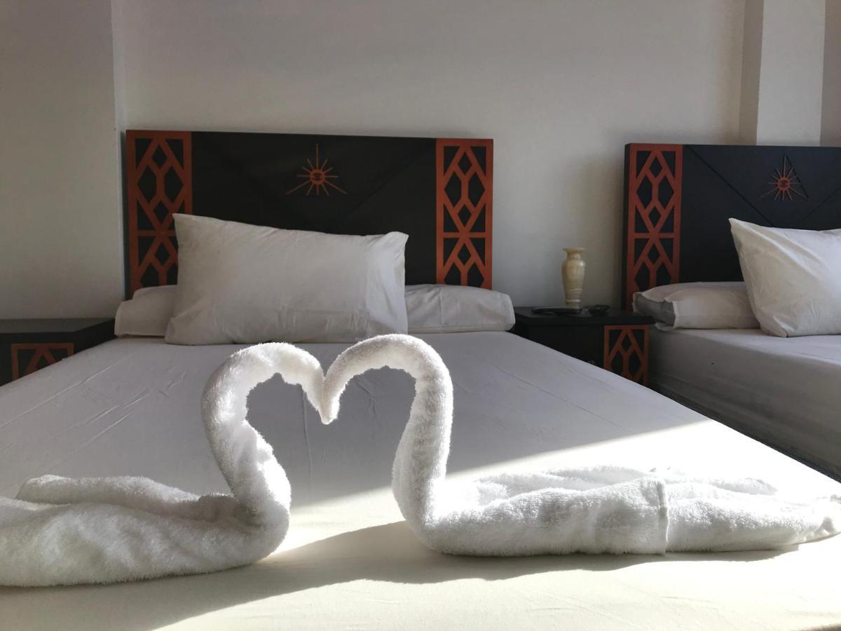 Sahara Pyramids Inn Kafret el-Gabal
